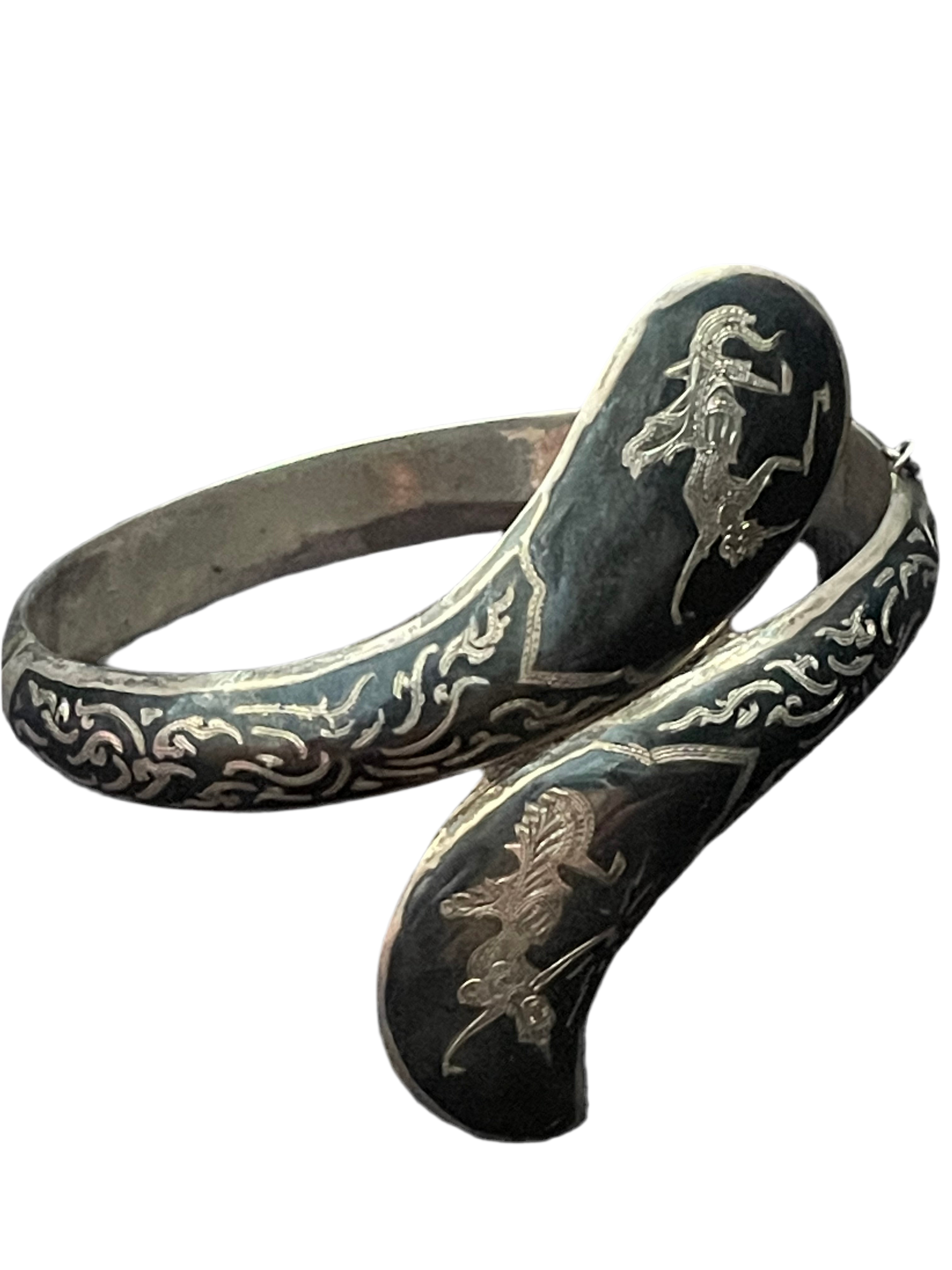 Heritage Warrior Cuff – 925 Oxidized Silver