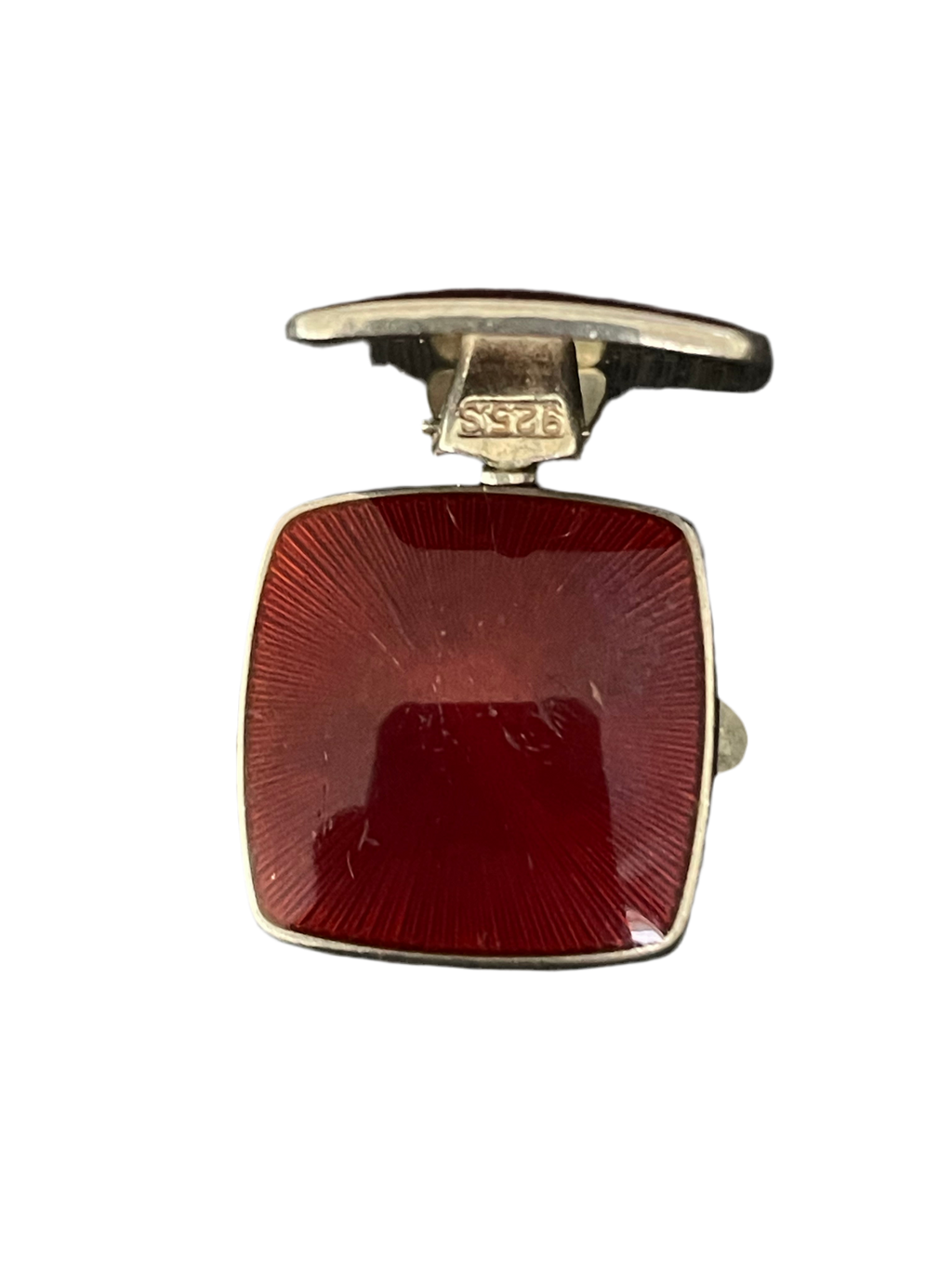 “Whispers of Carnelian”
همسات الكارنيليان